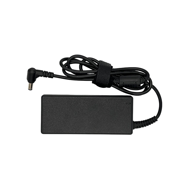 65W ユニバーサルACノートパソコン用電源アダプター 19 - Laptop Accessories Dell のレビューと価格